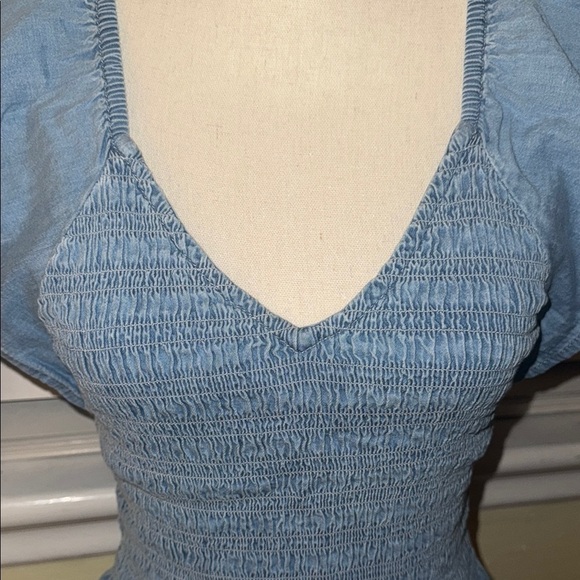 GAP| Ruffle Denim Peplum Top - Picture 9 of 9